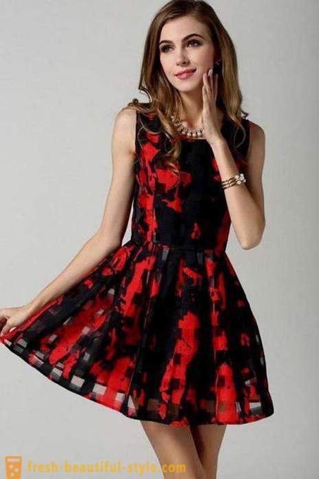 Črna obleka z rdečimi: stili, kaj obleči
