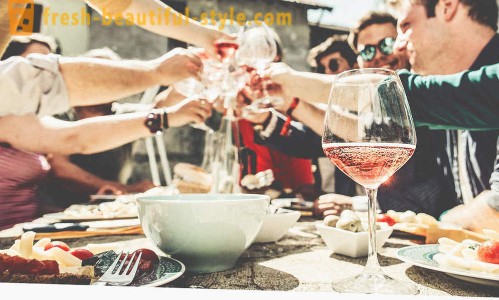Moderna Etiquette: Pitje vina v Italiji