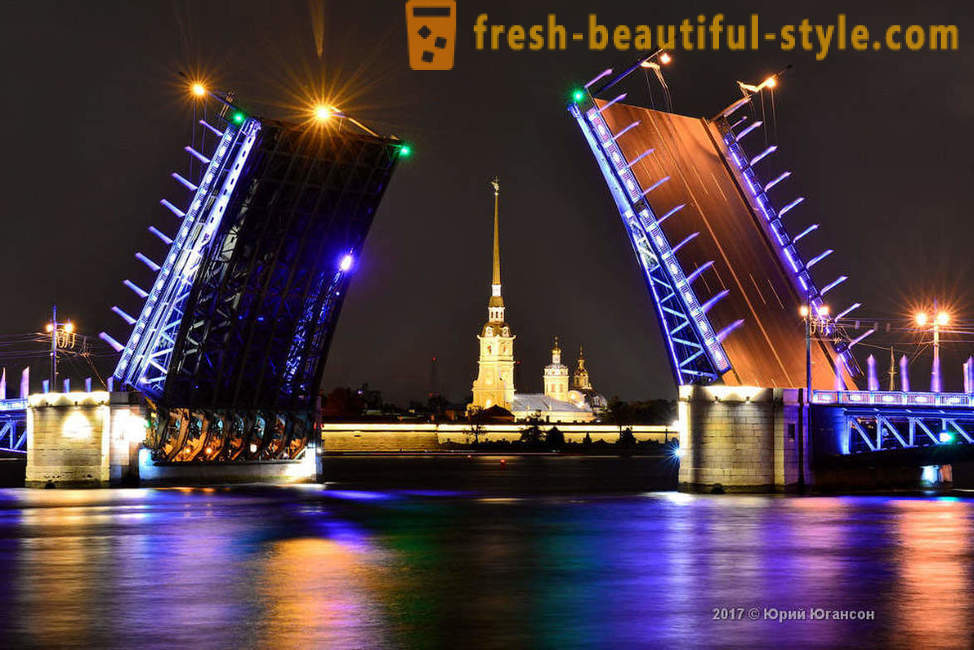 Magic lepota St. Petersburg mostov