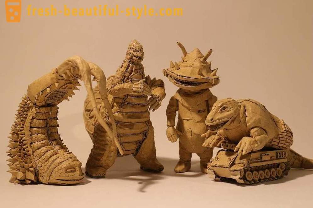 Amazing skulpture iz kartonske škatle