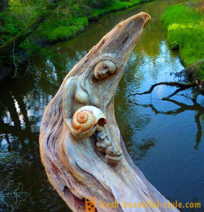 Dobrodošli na zgodbo: osupljive skulpture iz naplavljenega lesa, ki je videti, kdo nevede verjamejo v čudeže in magijo