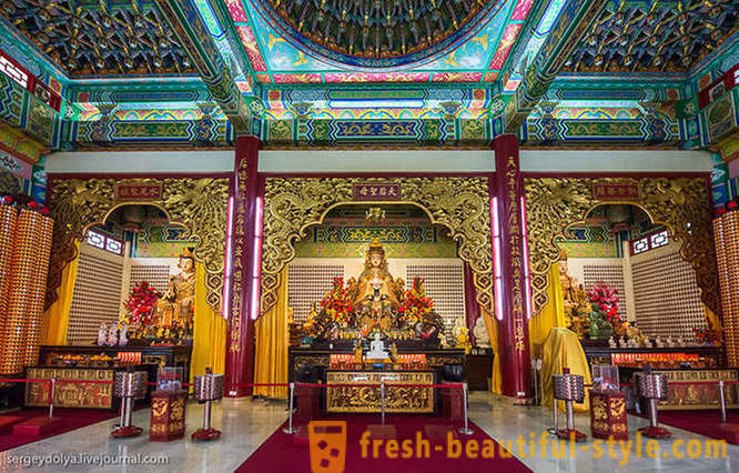 Ekskurzija v hindujski in kitajski templji v Kuala Lumpurju