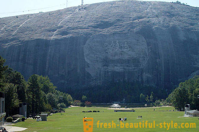 Največji svetovni trdne monoliti