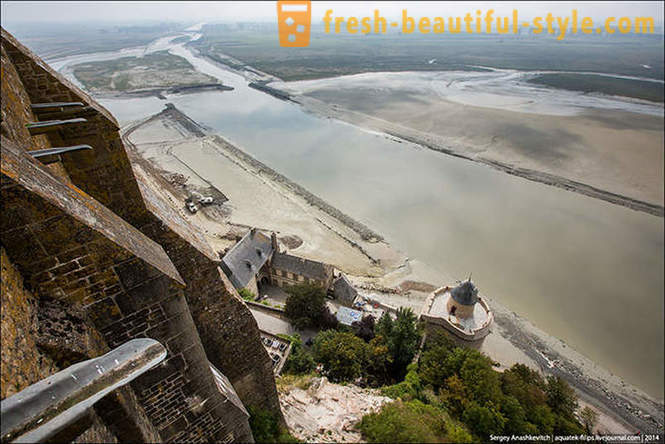 Izlet na otok-trdnjave v Normandiji med živem pesku