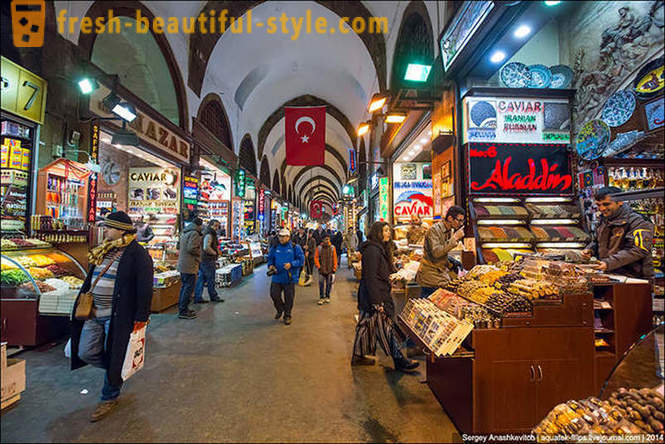 Tržno Walk začimbe v Istanbulu