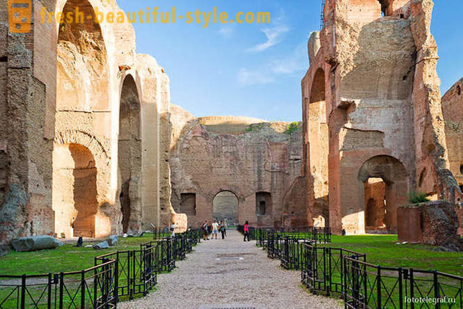 Sprehod po starodavnih kopeli v Rimu
