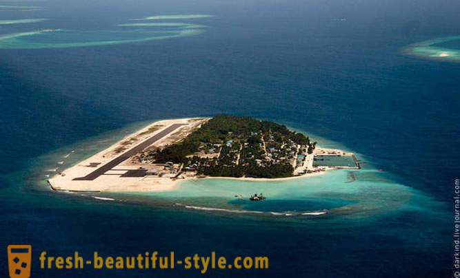 Letenje nad Maldivi jih vodnimi letali