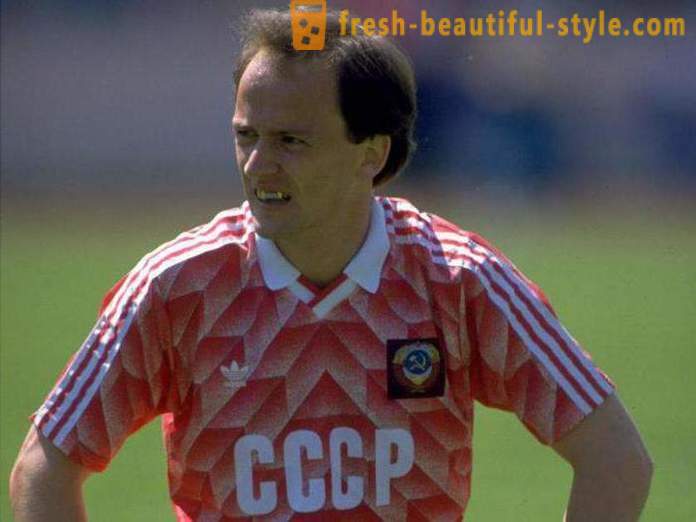 Igor Belanov, nogometaš: biografija, športna kariera