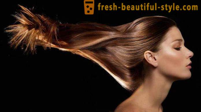 Kako hitro posuši lase brez sušilec las? Usmerimo lepoto v izrednih razmerah!