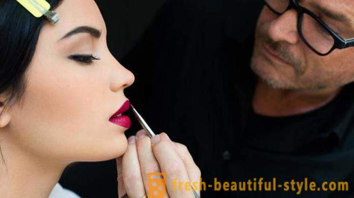 Mat šminka: skrivnosti eleganten make-up ustnic