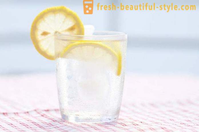 Voda z limono za hujšanje: recepti in kritike